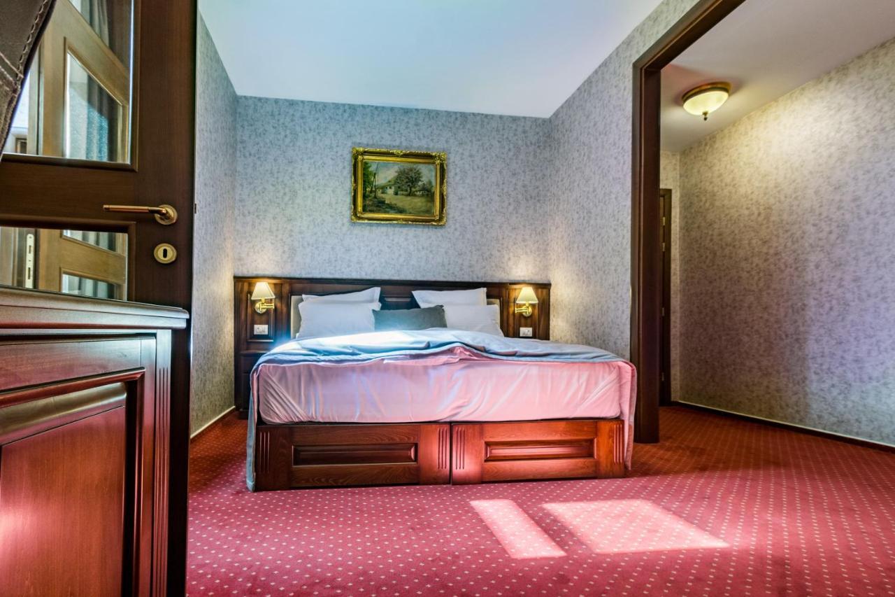 Noblesse Boutique Resort Sibiu Dış mekan fotoğraf A room at the hotel