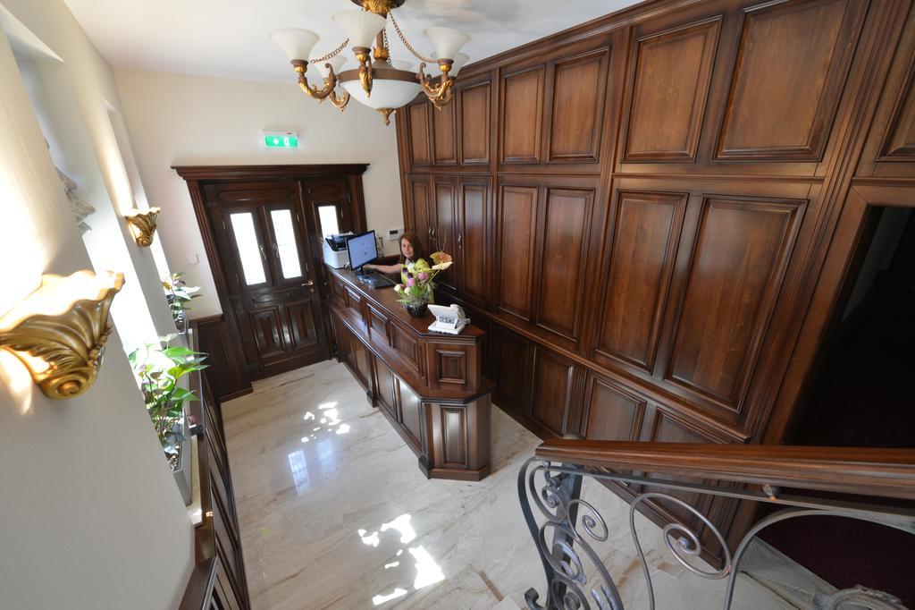 Noblesse Boutique Resort Sibiu Dış mekan fotoğraf Reception